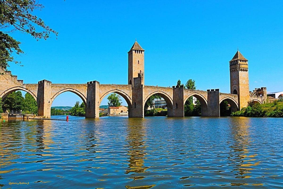 Le Mascoutou Apartment Cahors Bagian luar foto